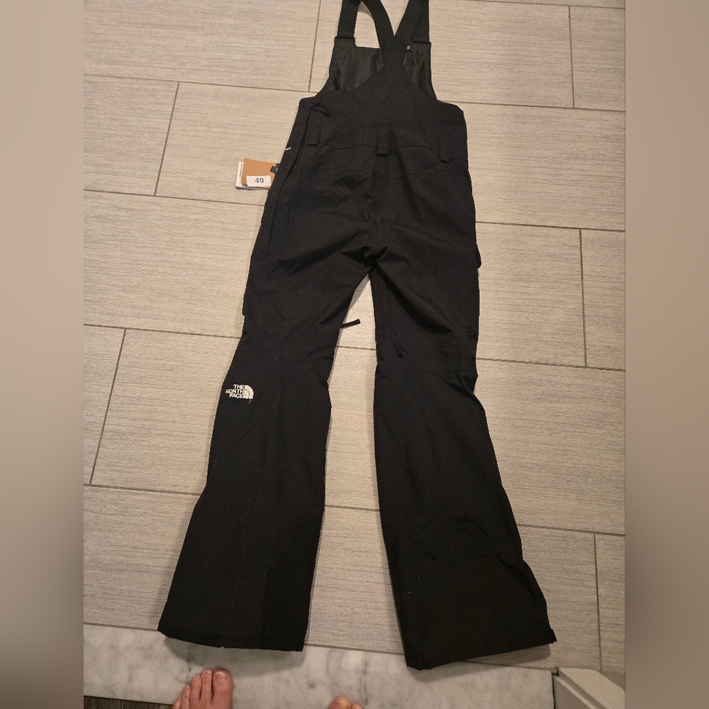 The North Face Black  Snow Bib Adjustable Straps Womems XS NWT Retail $250 - Picture 2 of 5